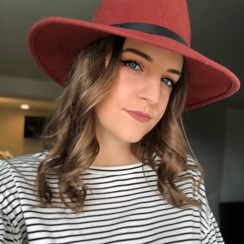 Meet your Posher, Bailee